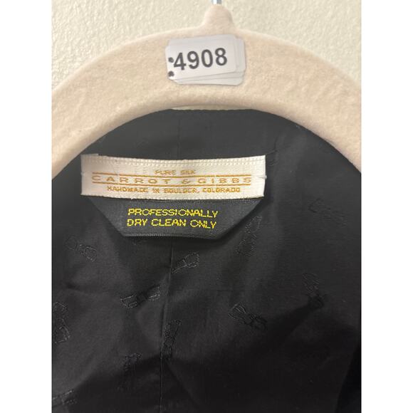 Carrot & Gibbs Silk Textured Dot Tux Vest and Bow Tie Set Sz L - Picture 4 of 5